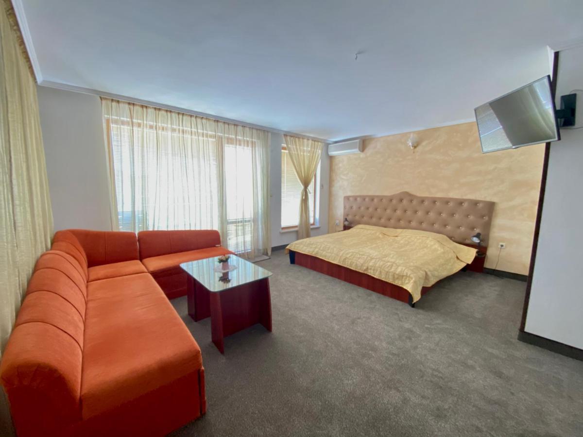 Family Hotel The Golden Fish Süzebolu Dış mekan fotoğraf