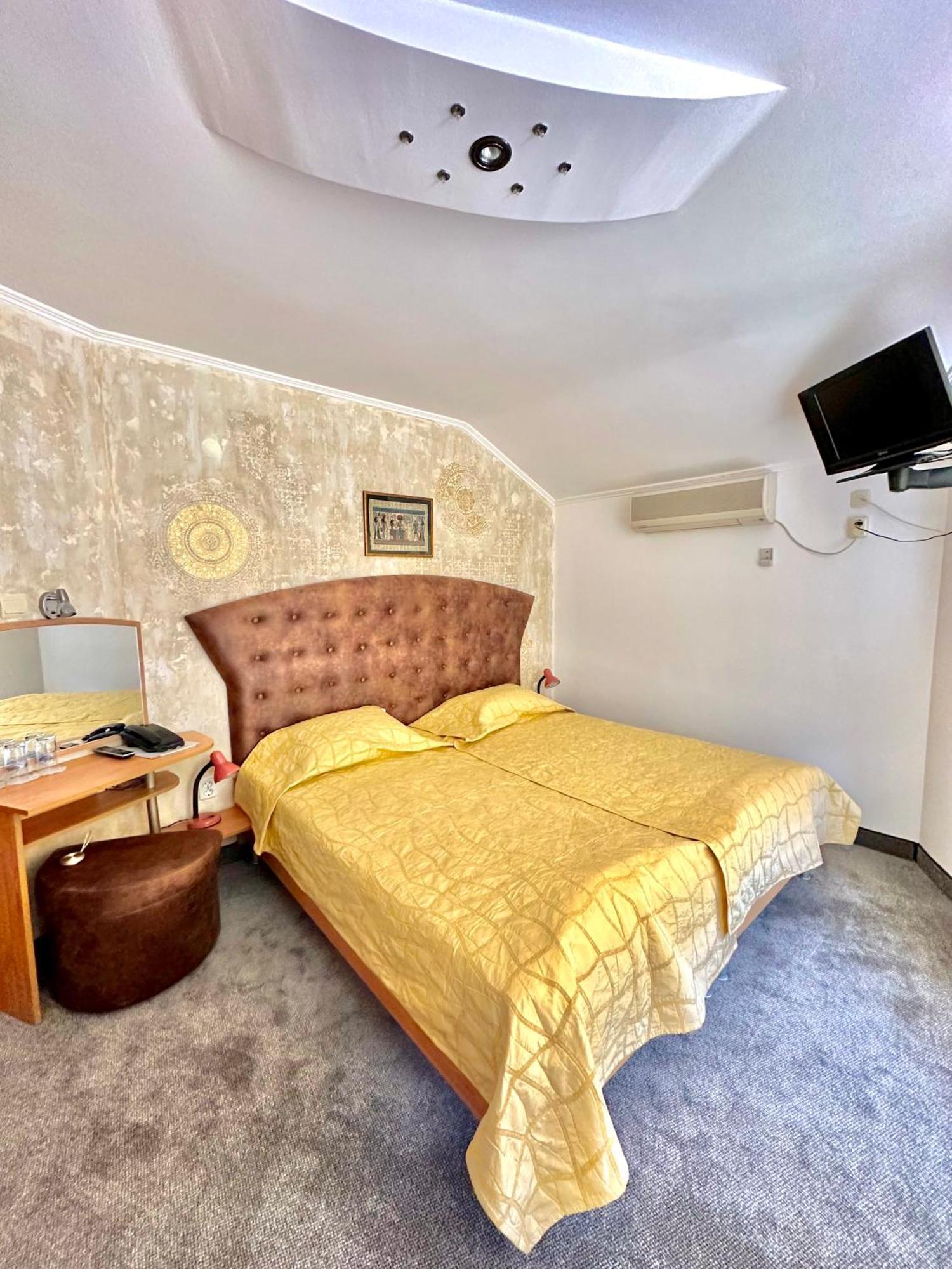 Family Hotel The Golden Fish Süzebolu Dış mekan fotoğraf